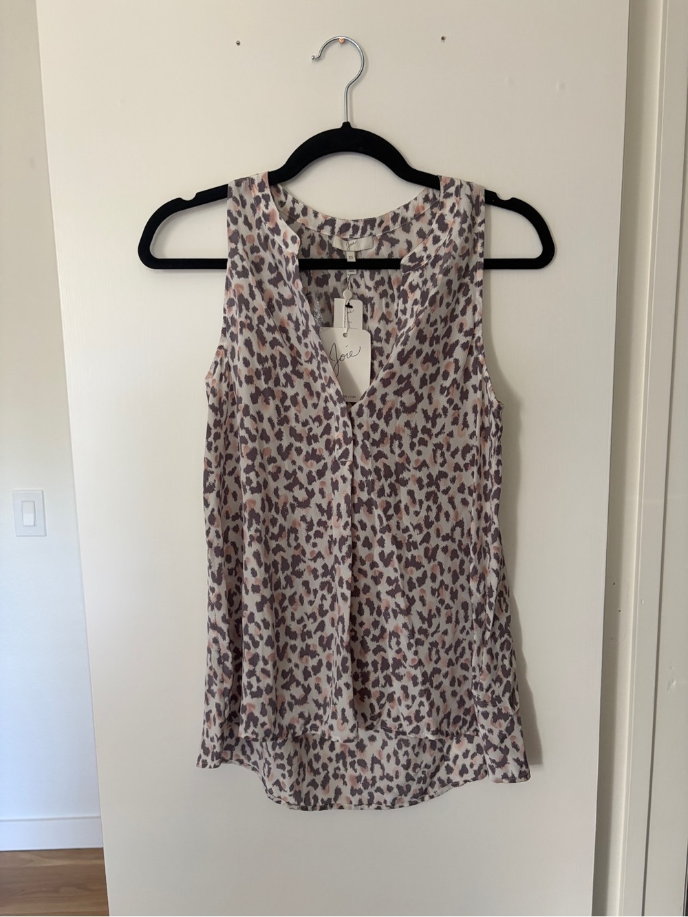 Joie Silk Sleeveless Leopard Print V-Neck Top